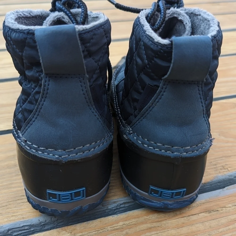 JBU Woman's Waterproof Duck Boot Size 9 M